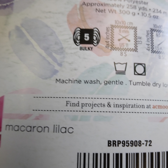 YARN Stitch Studio by Nicole In Macaroon Lilac, 10.5 Ounces - Picture 6 of 7